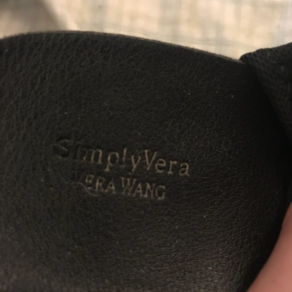 SimplyVera - Vera Wang Black Wedges - Picture 4 of 5